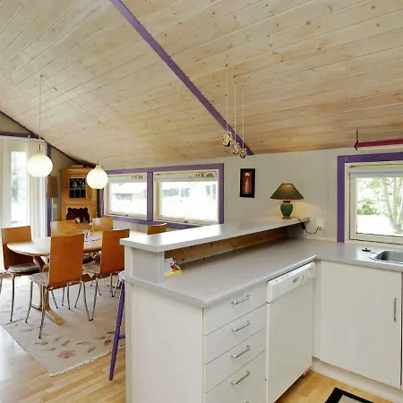 Two-bedroom Holiday In 4 Feriehus